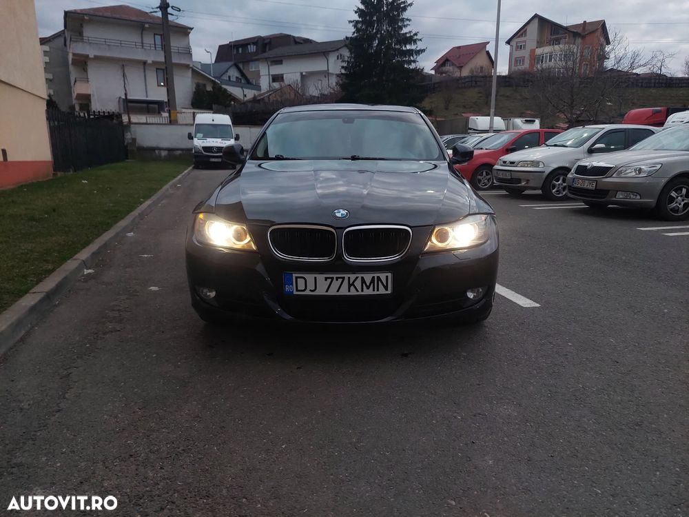 BMW Seria 3 320d xDrive DPF Aut. Edition Fleet Sport - 3
