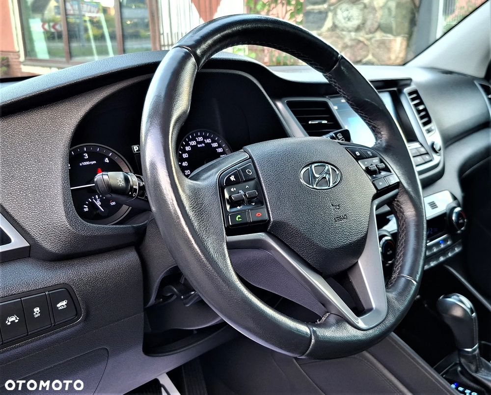 Hyundai Tucson blue 1.7 CRDi 2WD DCT Premium - 25