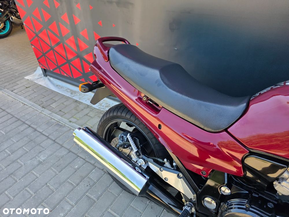Kawasaki GPZ - 21