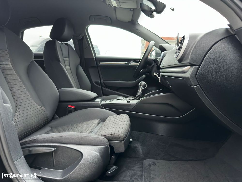 Audi A3 Limousine 1.6 TDI S-line S tronic - 9