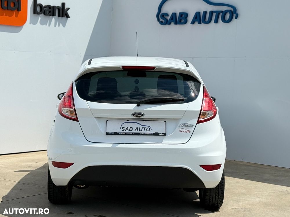Ford Fiesta 1.5 TDCi SYNC Edition - 19