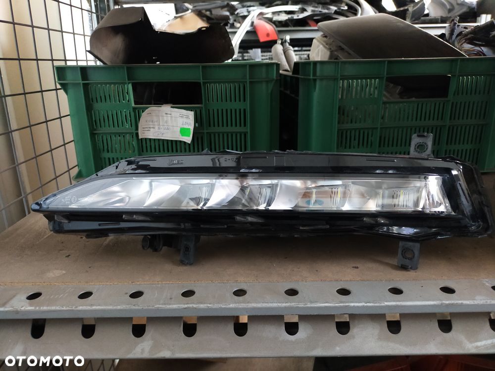Halogen Lewy Przód Skoda Superb III Lift  3V0941699B