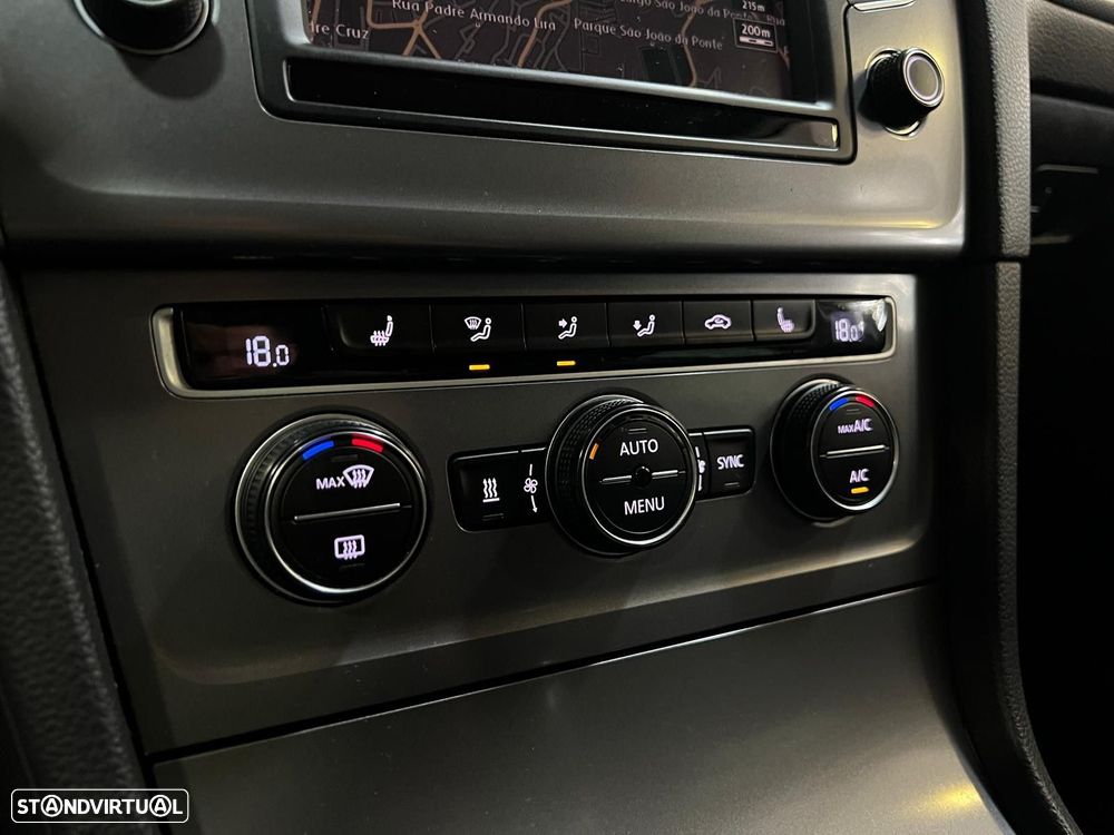 VW Golf 1.6 TDi Confortline - 25