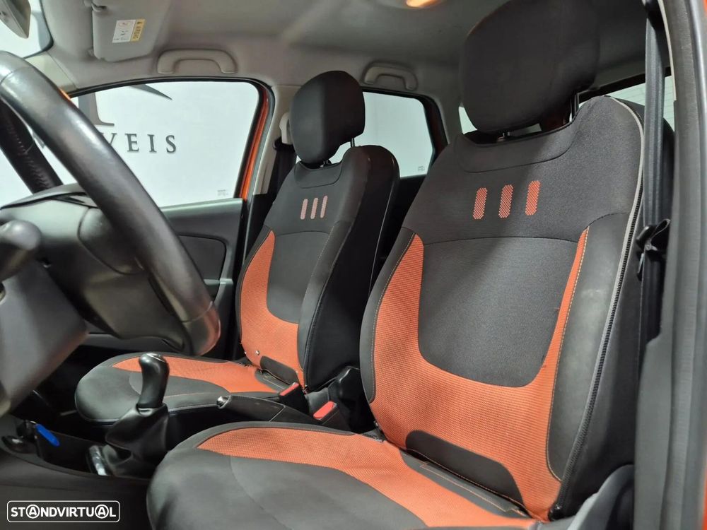 Renault Captur 1.5 dCi Exclusive - 14