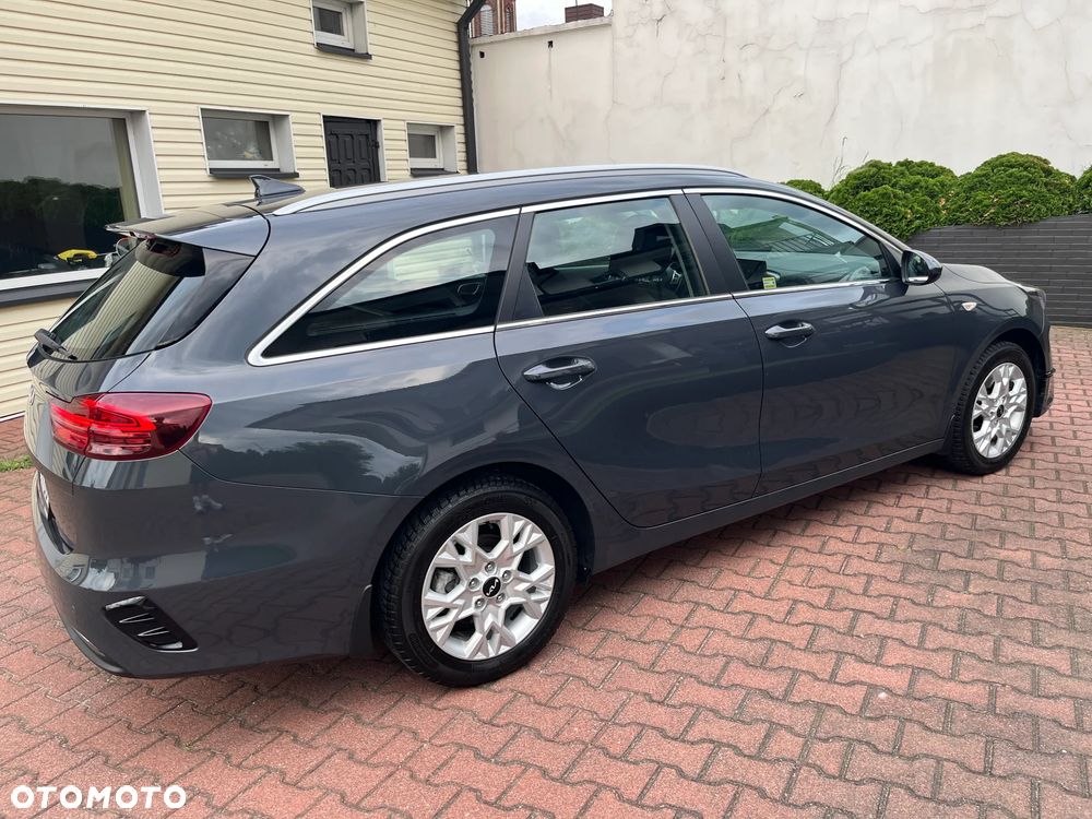 Kia Ceed 1.5 T-GDI M - 9