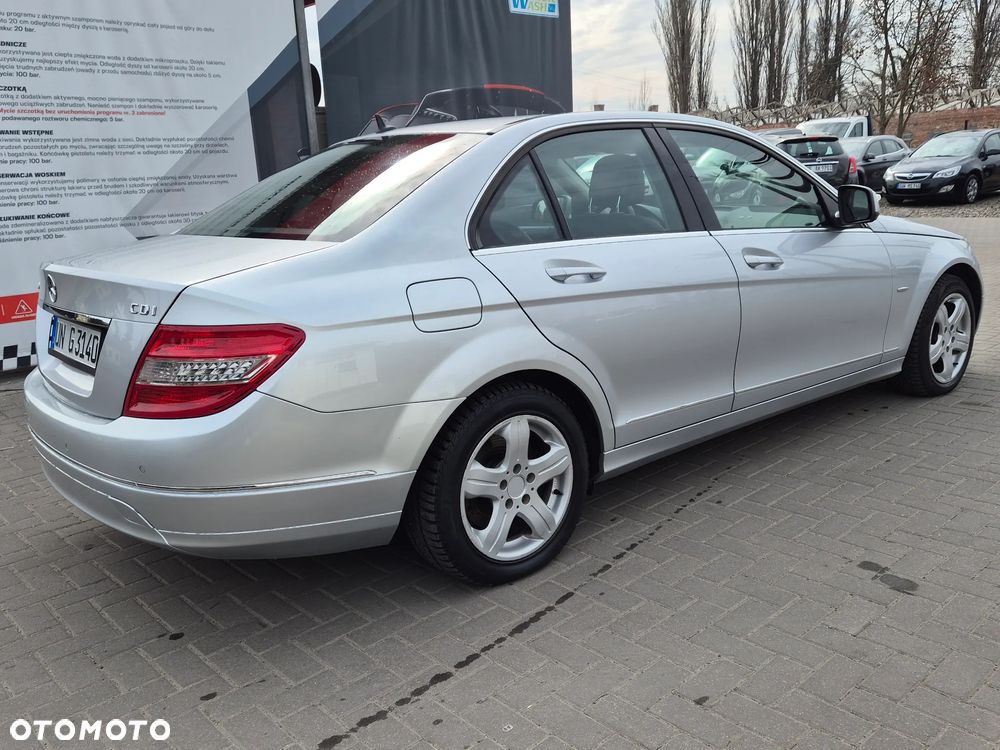 Mercedes-Benz Klasa C 220 CDI Avantgarde - 12