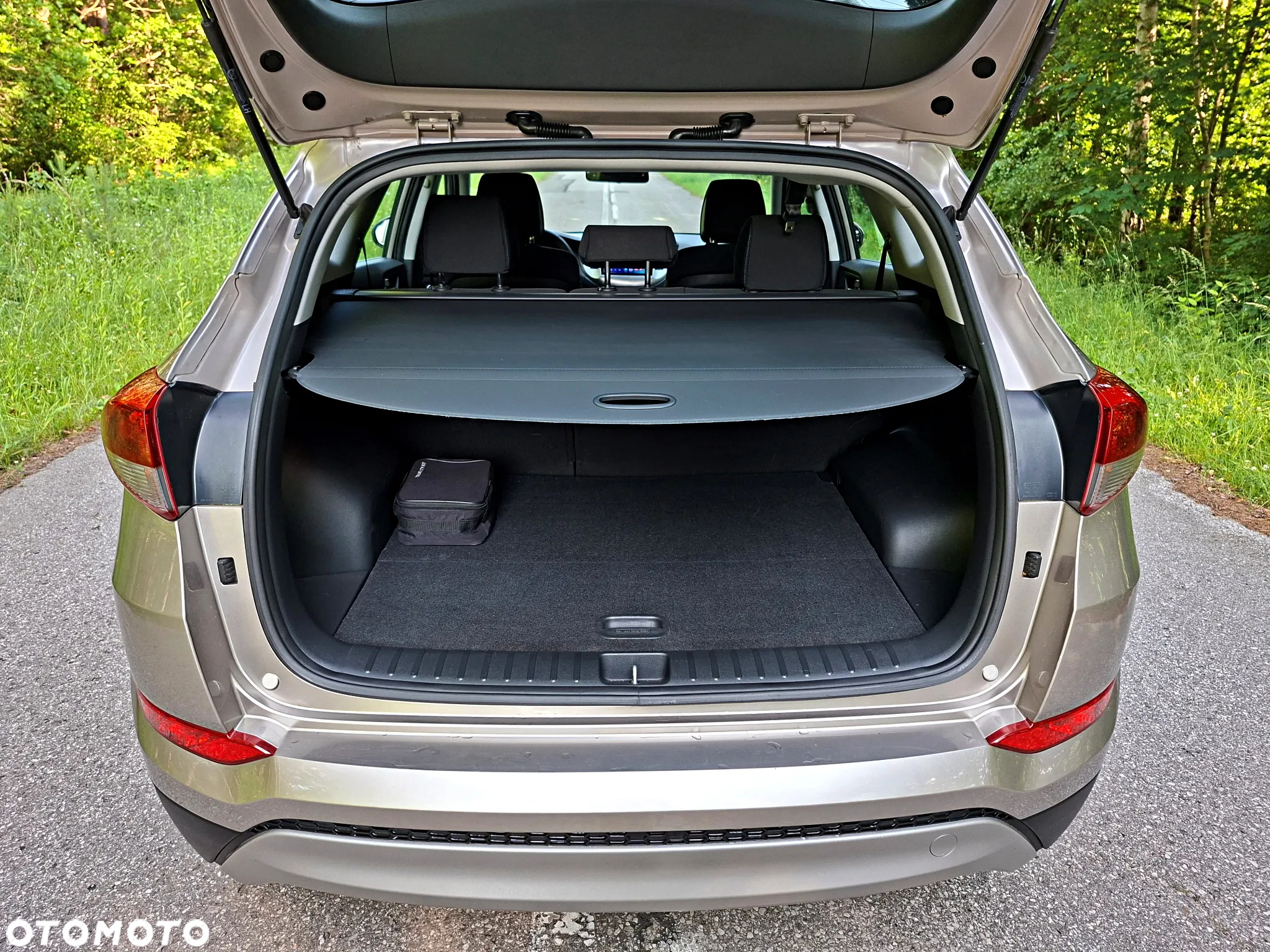Hyundai Tucson 1.6 GDI BlueDrive Comfort 2WD - 16