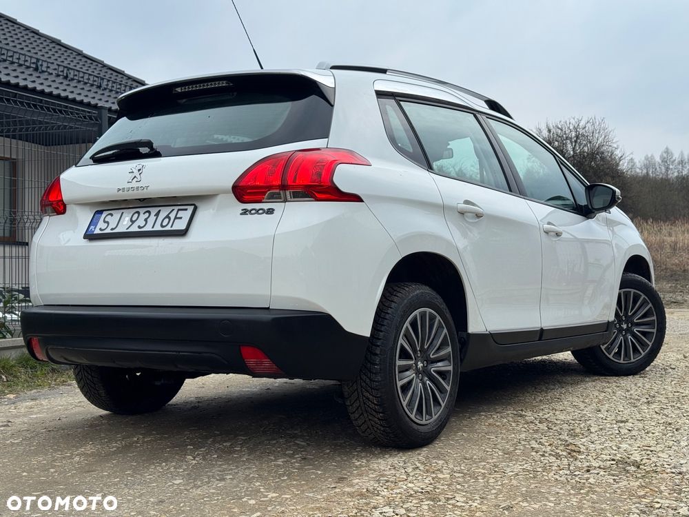 Peugeot 2008 - 4