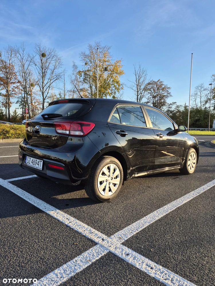 Kia Rio 1.2 Edition 7 - 10