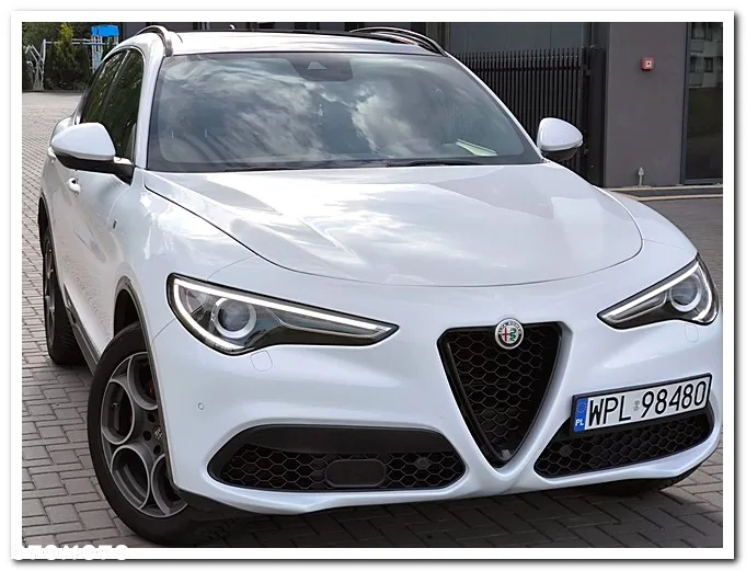 Alfa Romeo Stelvio 2.0 Turbo 16V AT8-Q4 Executive - 13