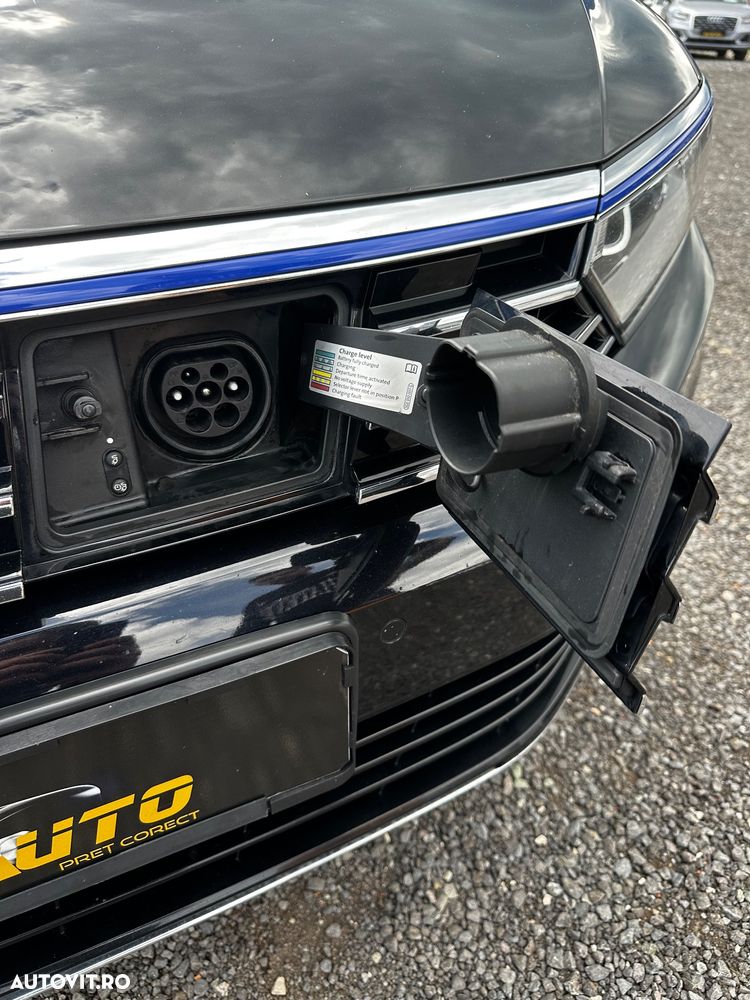 Volkswagen Passat - 32