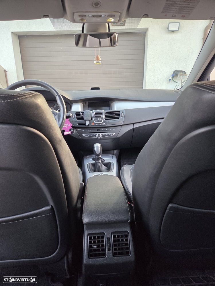 Renault Laguna Break 2.0 dCi Dynamique S - 13