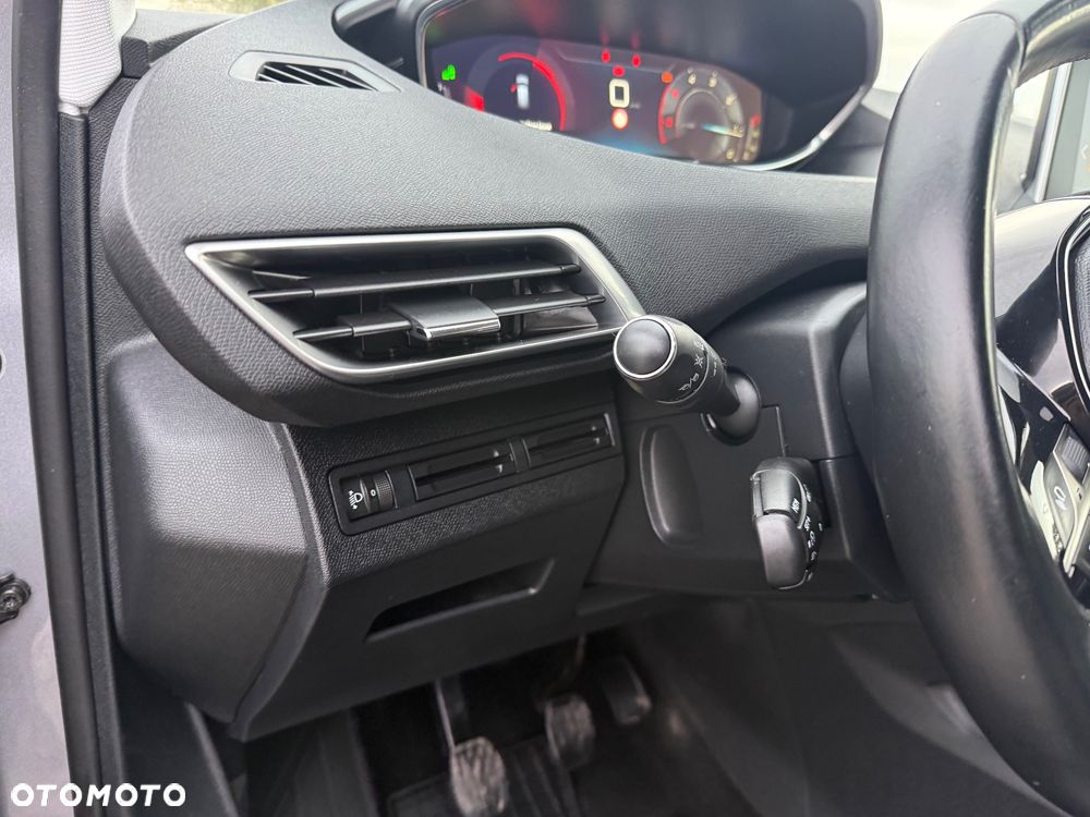 Peugeot 3008 BlueHDi 120 Stop & Start Allure - 23