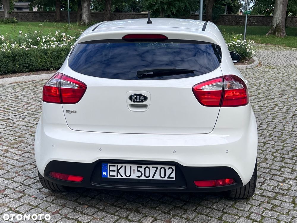 Kia Rio 1.4 XL - 11