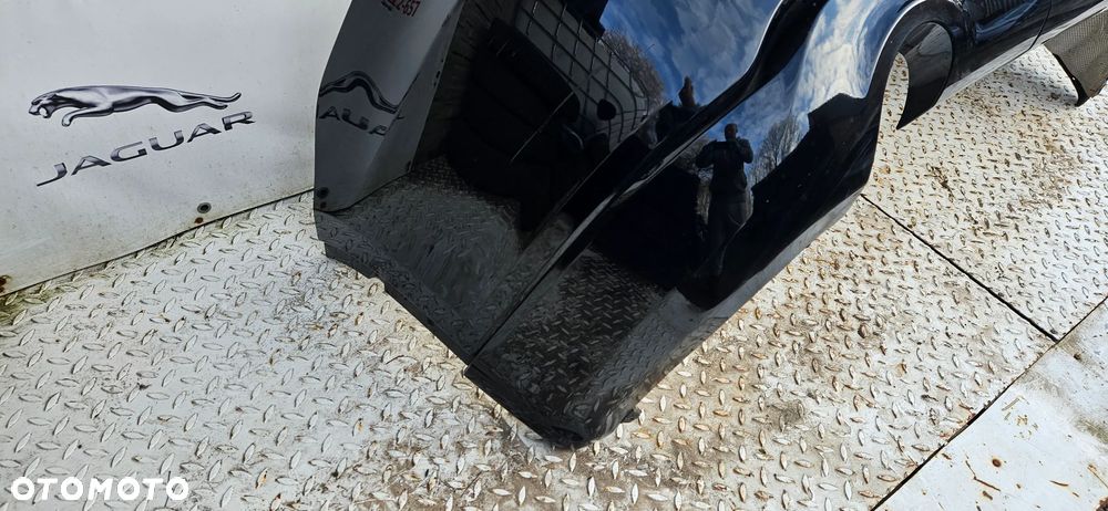 Dodge Durango III LIFT 2017- GT Kompletny zderzak tył pod 4x PDC oraz zaślepka na hak ZDERZAK POD 2 RURY kolor PXJ CZARNY  wersja GT - 6