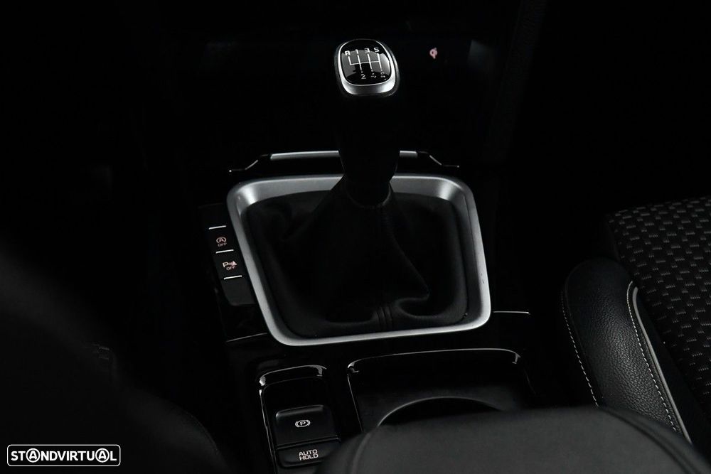 Kia XCeed 1.6 CRDi MHEV Tech - 26