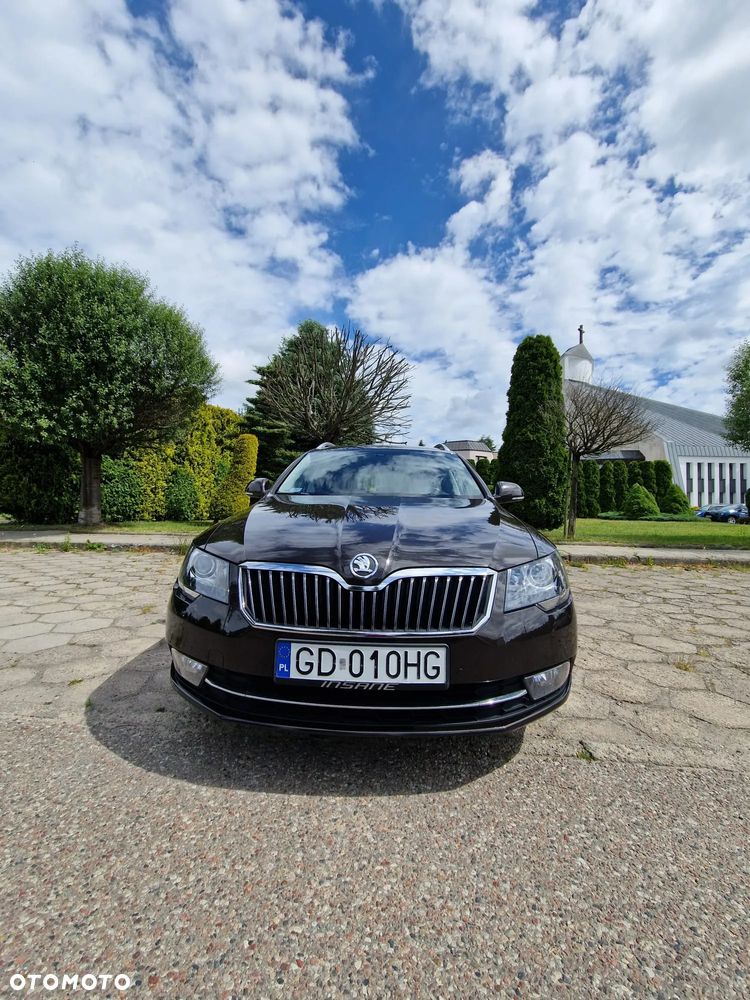 Skoda Superb 2.0 TDI Active - 17