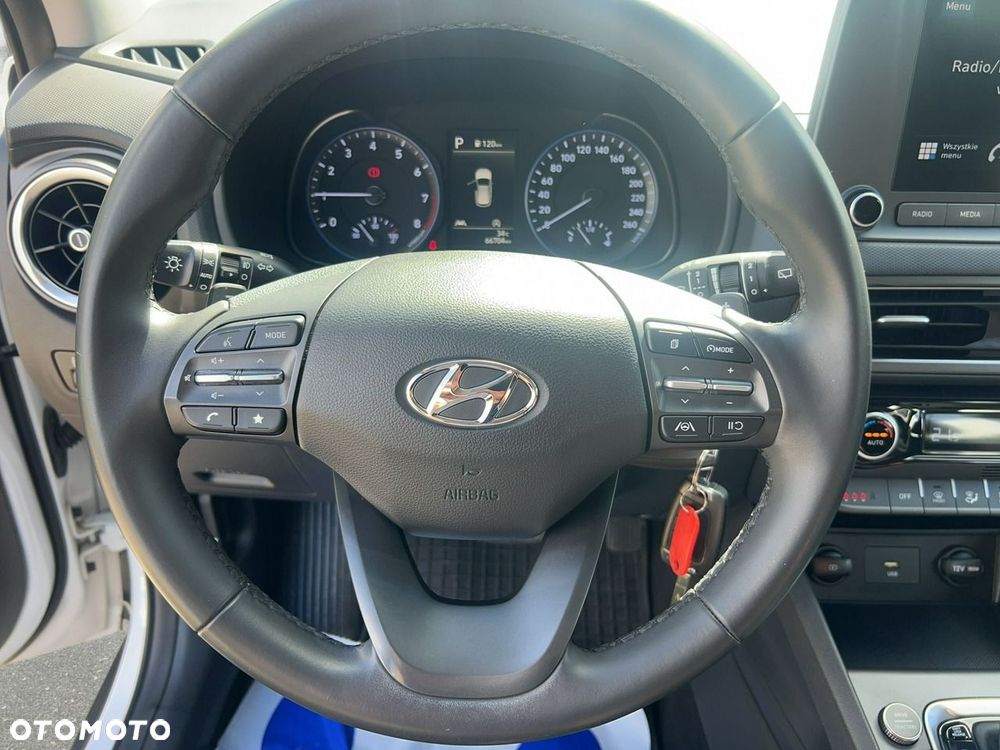 Hyundai Kona - 16