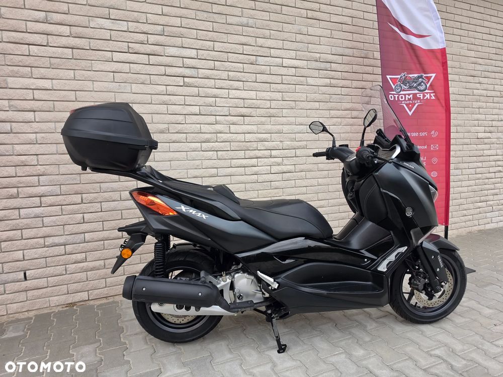 Yamaha X-max - 8