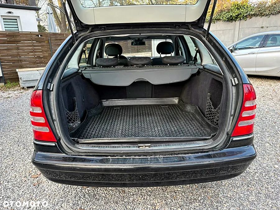 Mercedes-Benz Klasa C 200 T Kompressor Avantgarde - 34