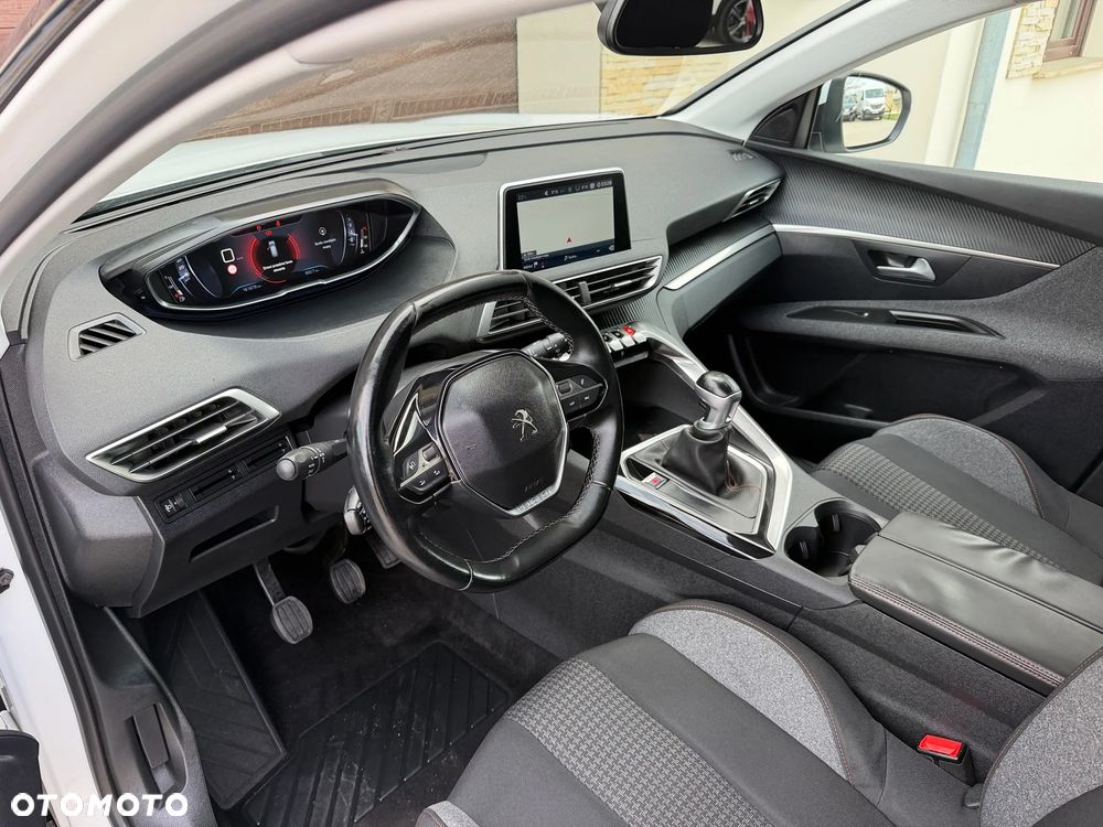 Peugeot 3008 - 9