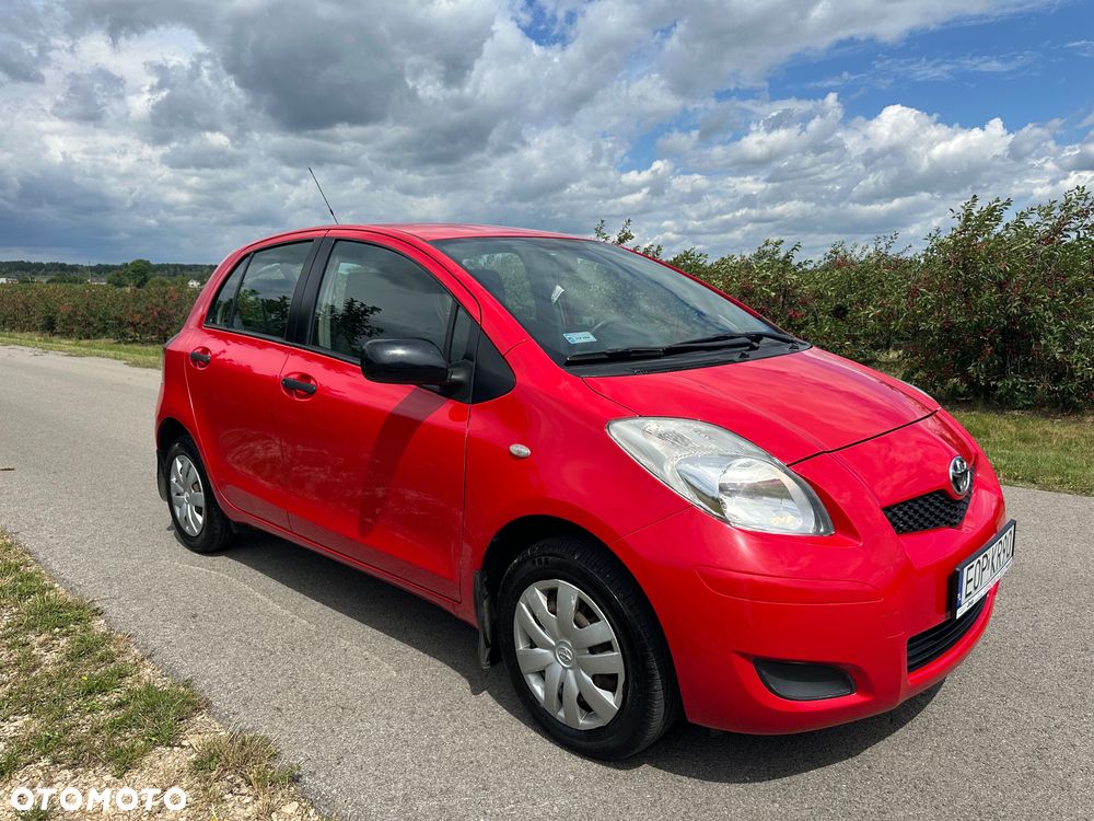 Toyota Yaris - 2