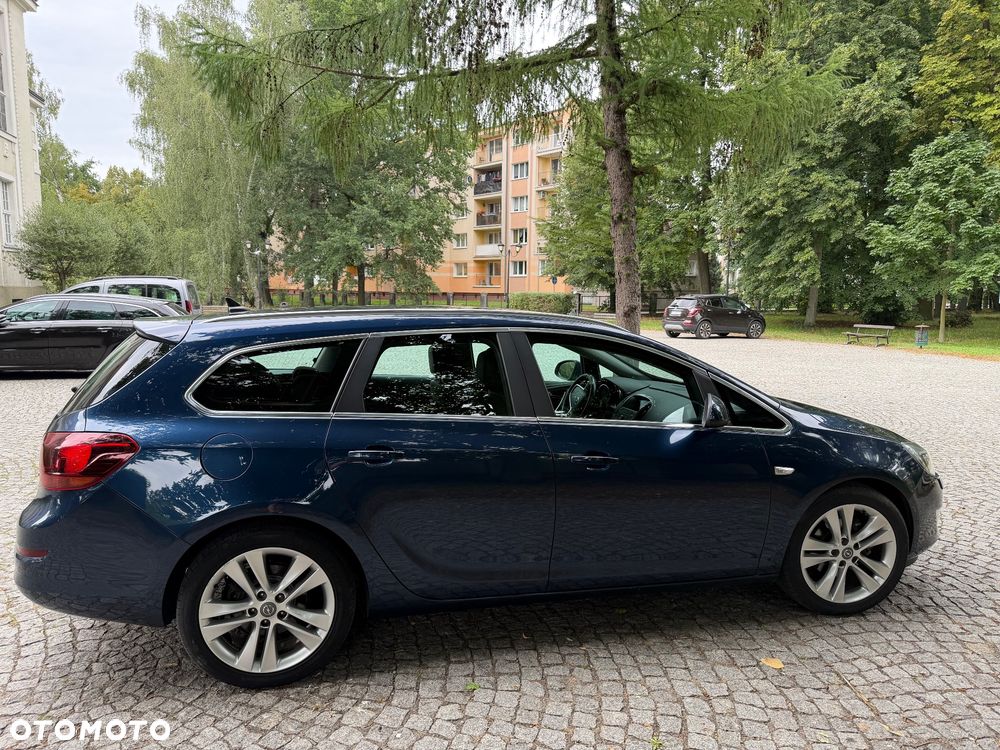 Opel Astra 1.6 T 111 - 6