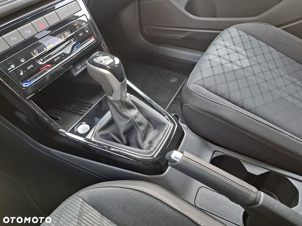 Volkswagen T-Cross 1.0 TSI R-Line Plus DSG - 17