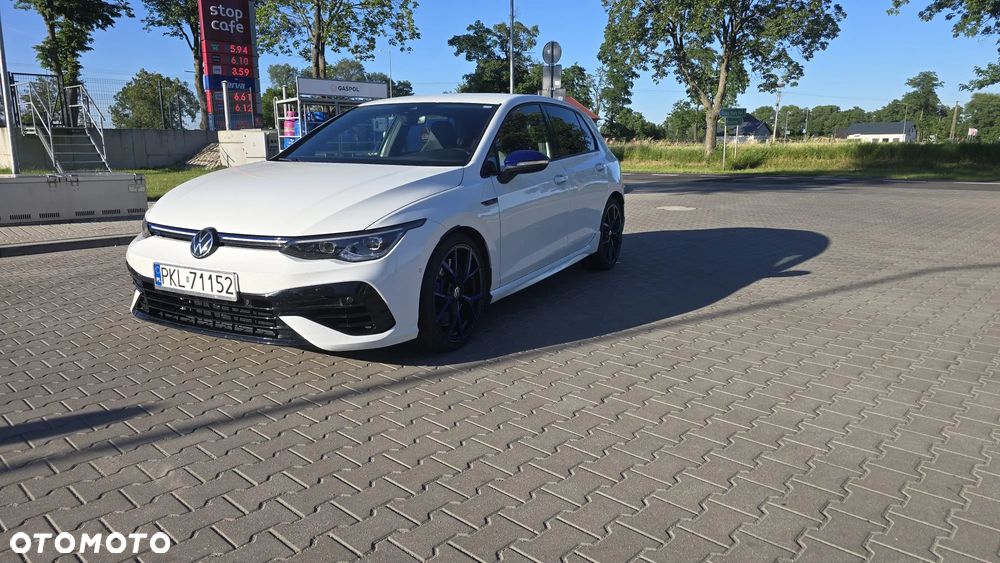 Volkswagen Golf - 6