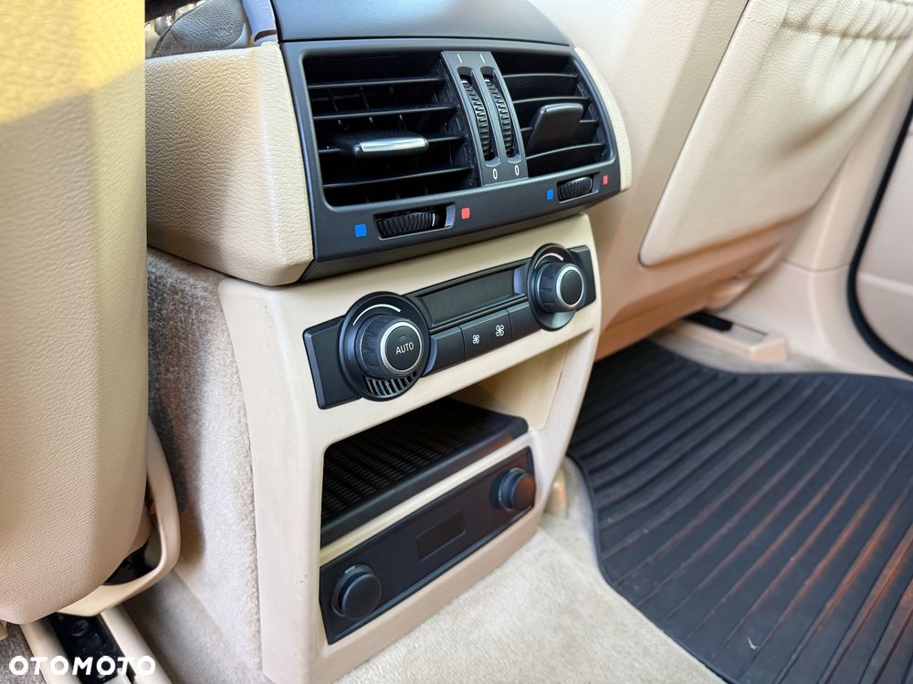 BMW X5 3.5i xDrive - 14