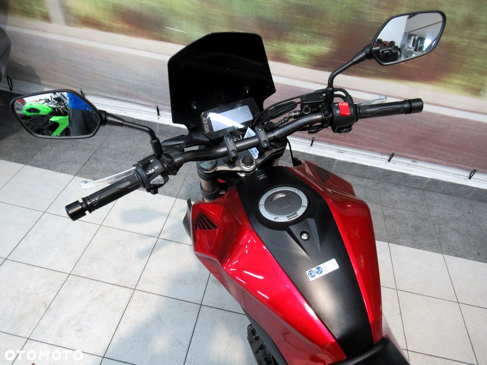 Honda CB - 10