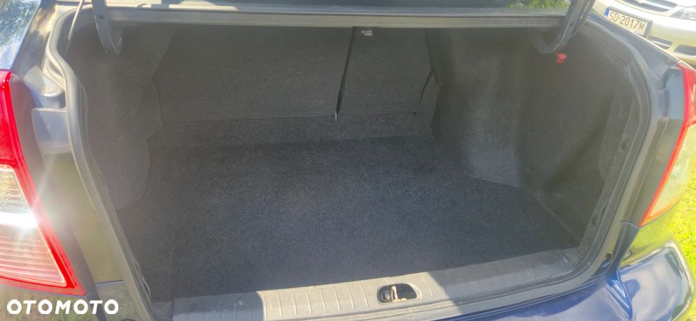 Suzuki SX4 - 8