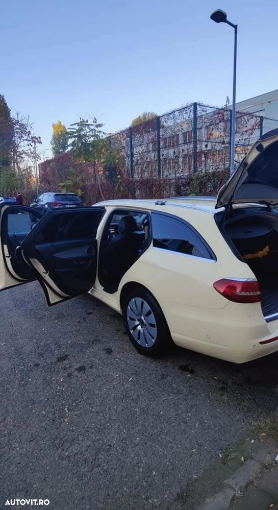 Mercedes-Benz E - 11