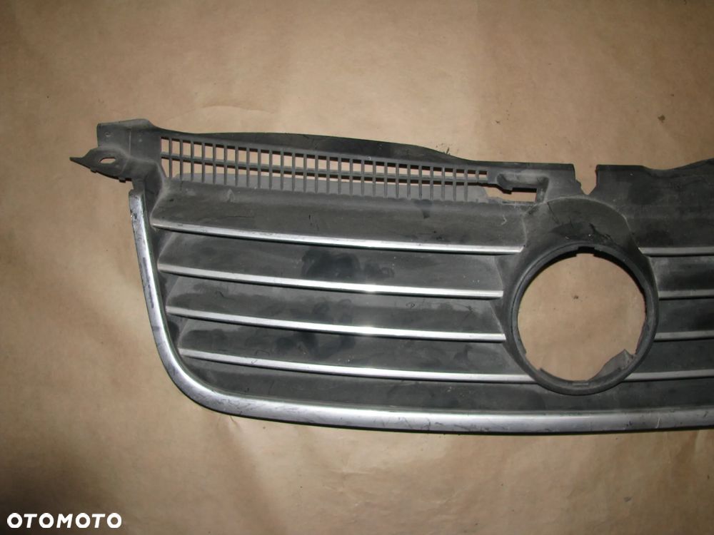 VOLKSWAGEN PASSAT B5 ATRAPA GRILL LIFT 3B0853651L - 3