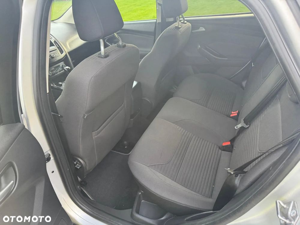 Ford Focus 1.5 TDCi DPF Start-Stopp-System Business - 6