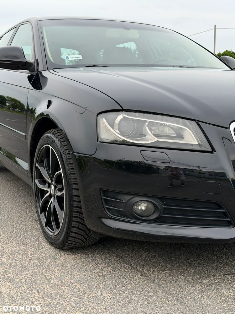 Audi A3 Sportback 1.6 TDI DPF Ambition S tronic - 9