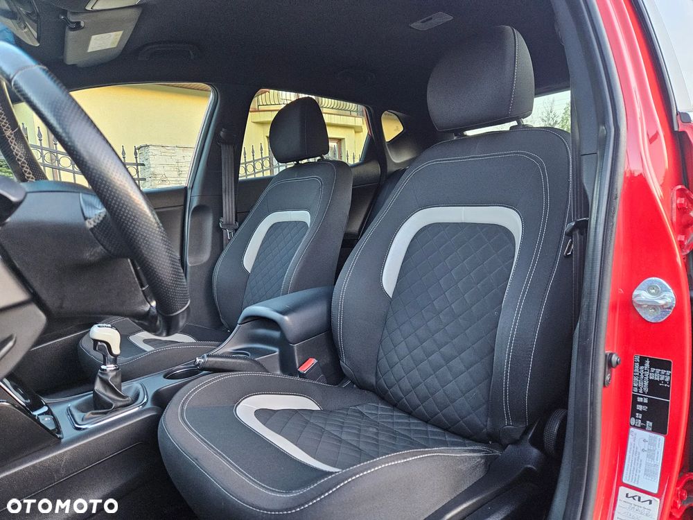 Kia Ceed 1.0 T-GDI ISG GT Line - 24