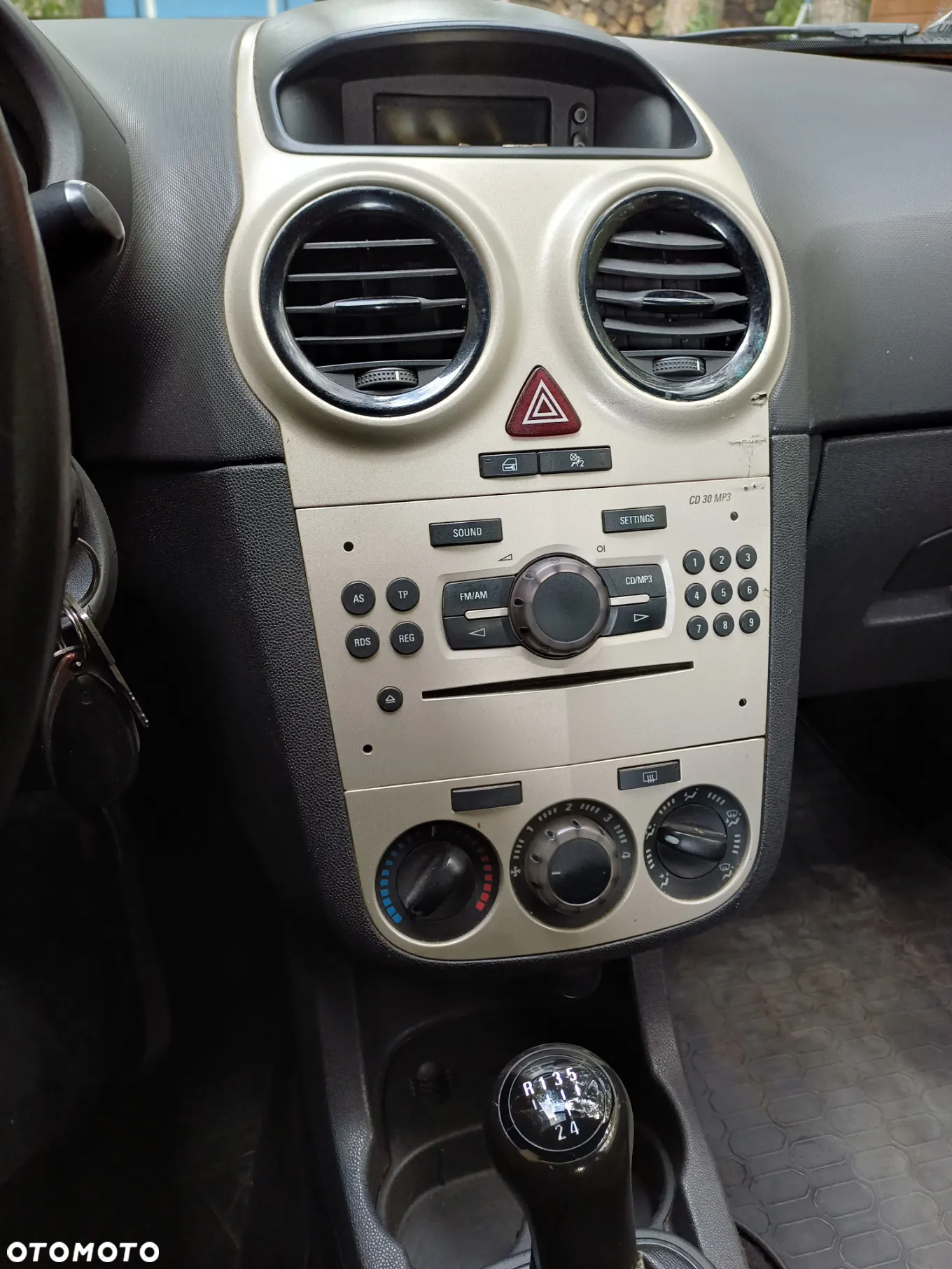 Opel Corsa - 7