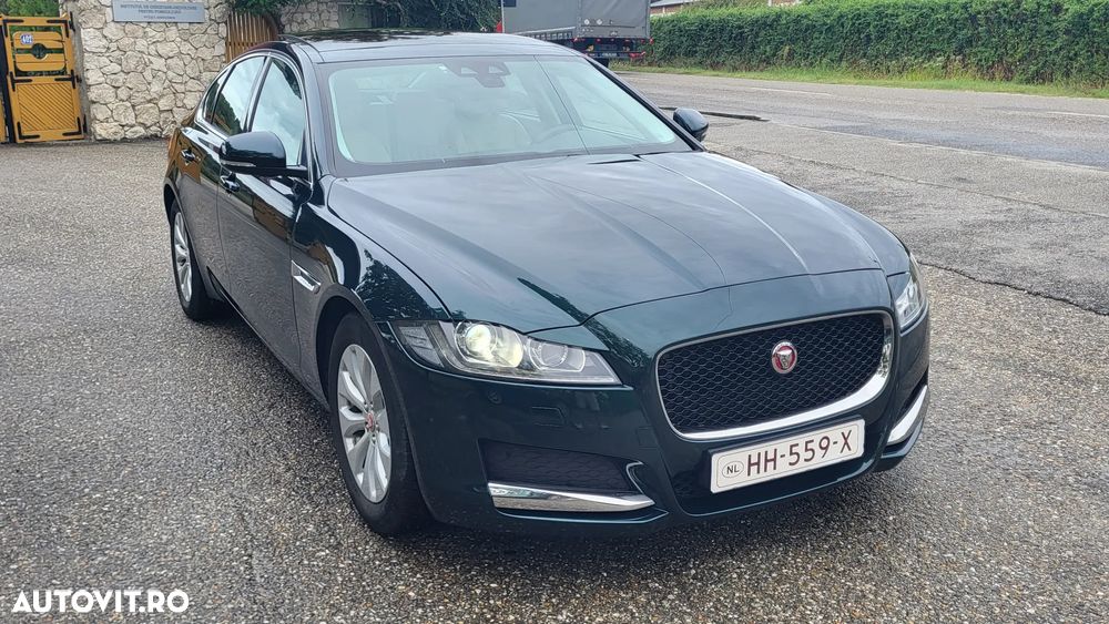 Jaguar XF - 1
