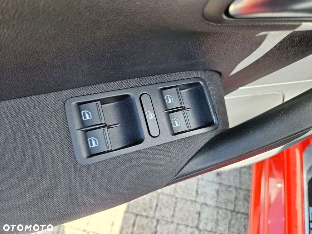 Volkswagen Polo 1.2 TSI Blue Motion Technology Life - 9
