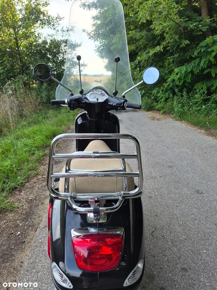 Piaggio Vespa - 5
