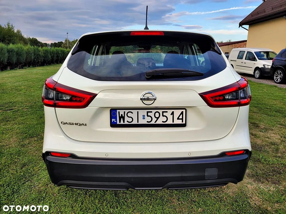 Nissan Qashqai 1.3 DIG-T N-WAY - 7
