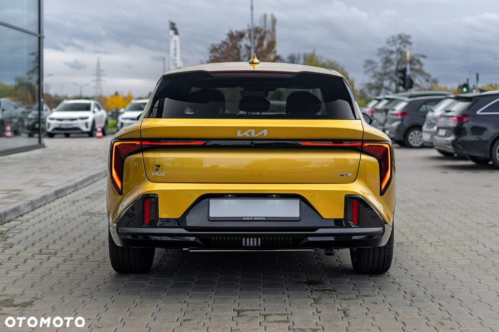 Kia K4 - 5