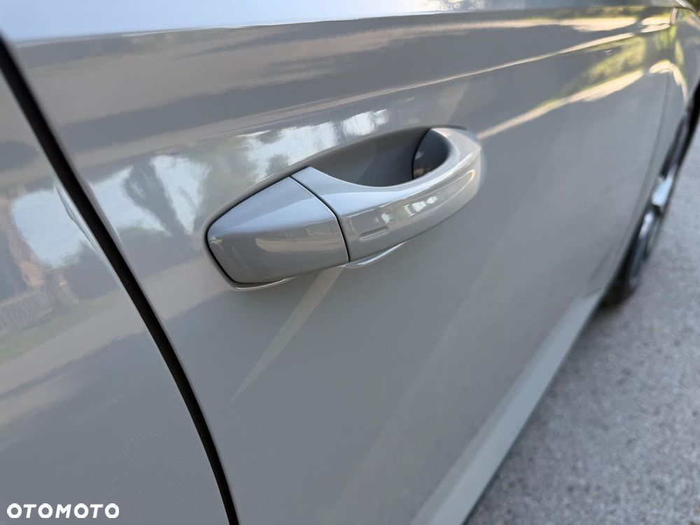 Skoda Superb 2.0 TDI 4x4 DSG Sportline - 26
