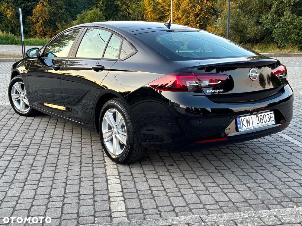 Opel Insignia - 8