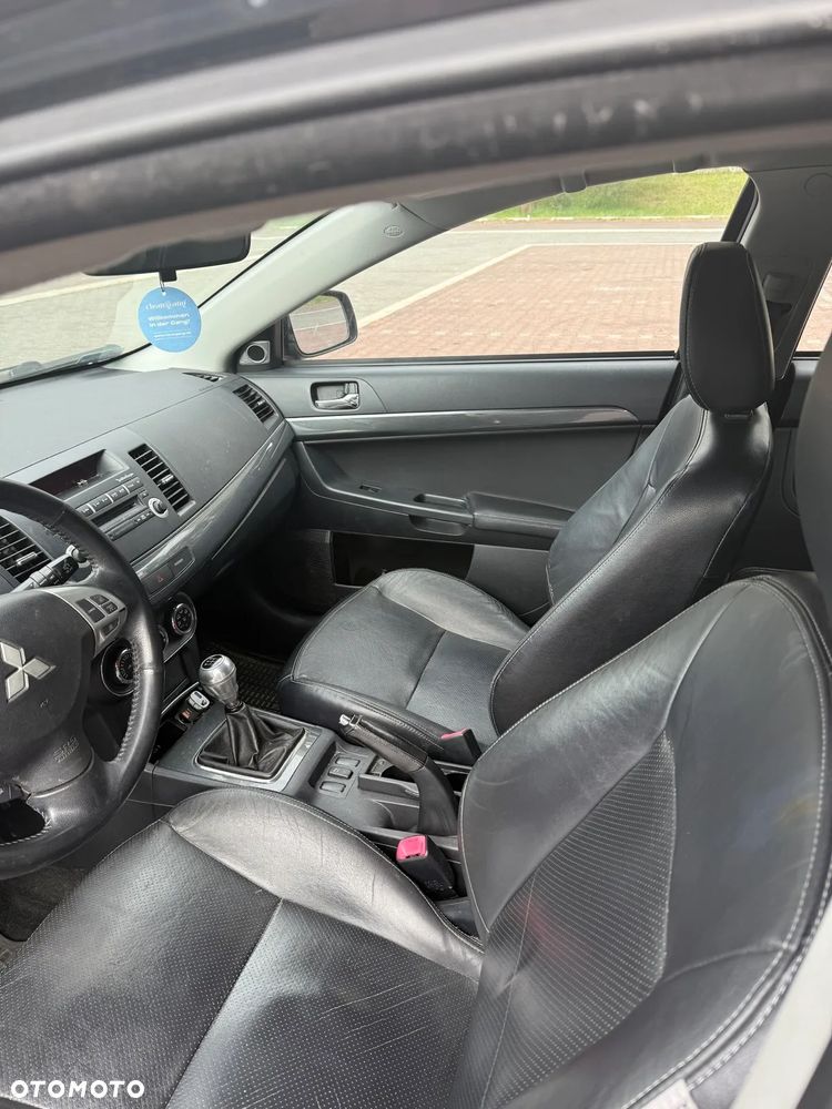 Mitsubishi Lancer - 3