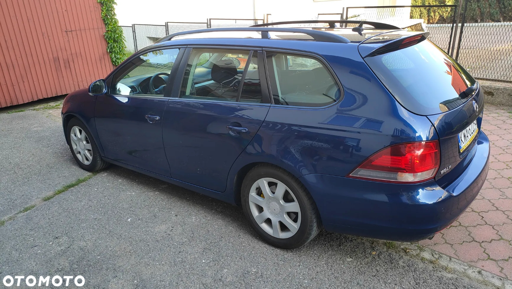Volkswagen Golf VI 1.6 TDI BlueMot Trendline - 17