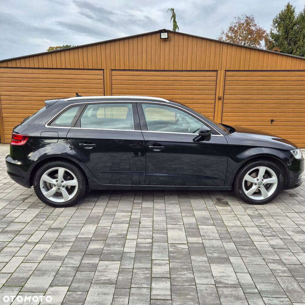Audi A3 Sportback - 9
