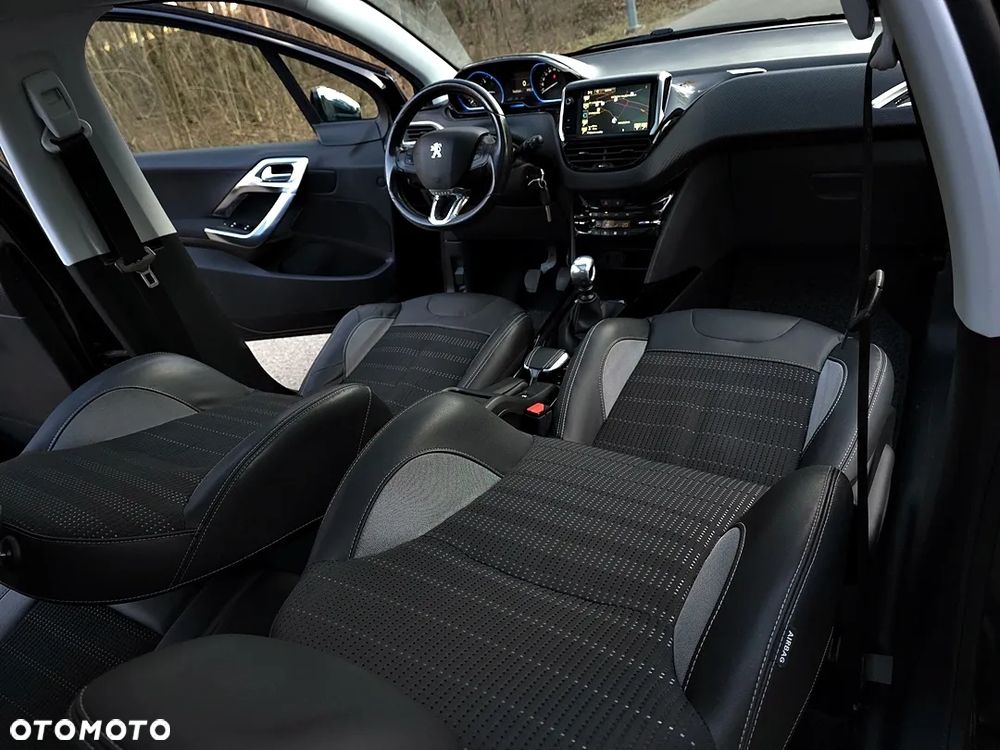 Peugeot 2008 BlueHDi FAP 120 STOP & START Allure - 39