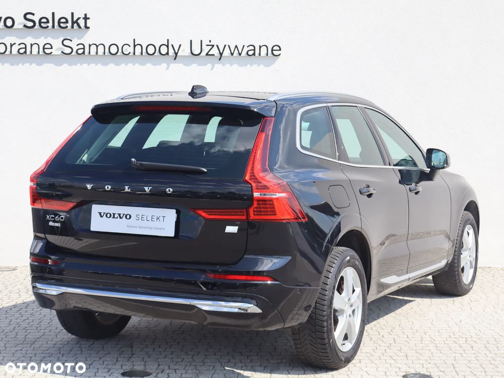 Volvo XC 60 T6 Plug-In Hybrid AWD Inscription - 6